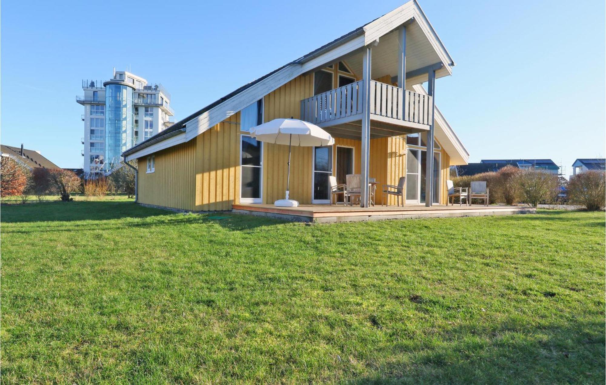 Gorgeous Home In Rechlin With Sauna Exterior photo